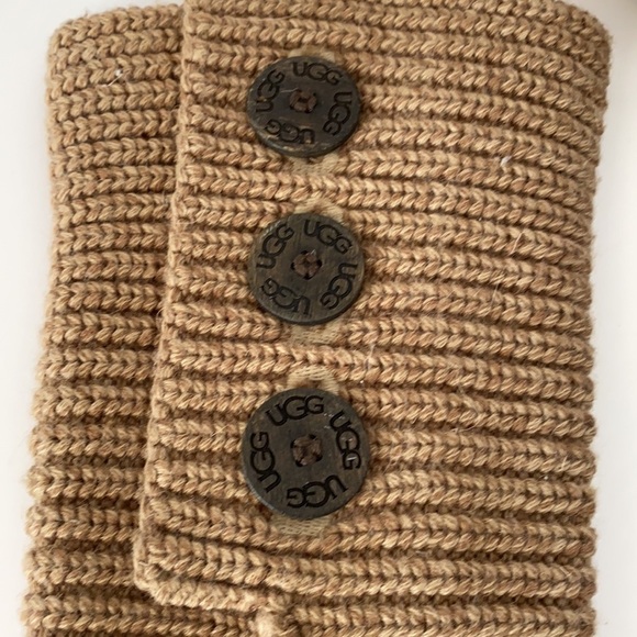 UGG Classic Cardy Tall Tan Knit Boots Size 5 - Picture 3 of 8